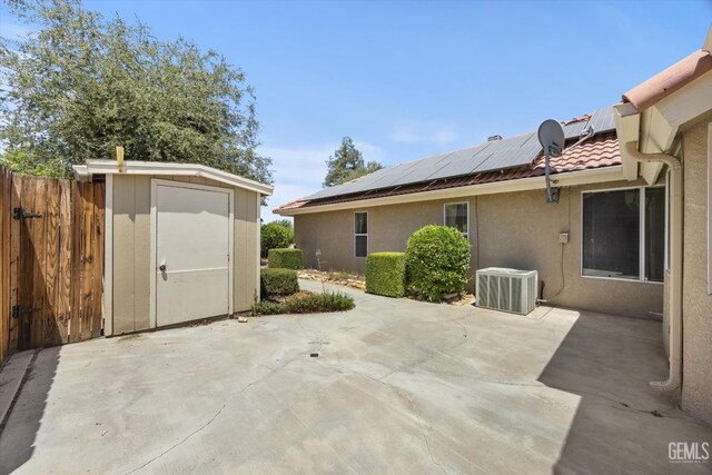 7310 Clifftop Way, Bakersfield, CA 93306 - view of patio / terrace featuring a storage shed