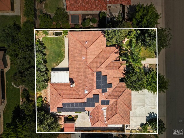 7310 Clifftop Way, Bakersfield, CA 93306 - view from above of property with property boundaries highlighted