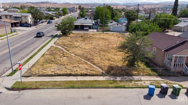 401 Woodrow St, Taft, CA 93268