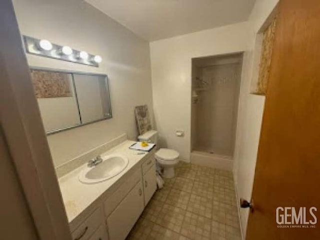 4300 Kenny St, Bakersfield, CA 93307 - photo 16