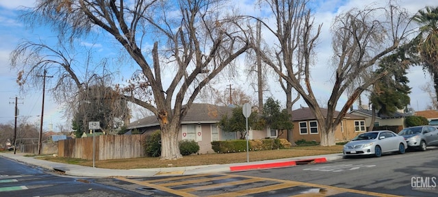 view of front of house