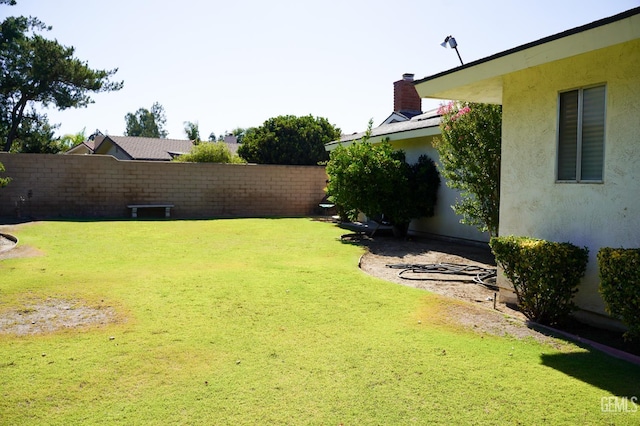 5421 Demaret Ave, Bakersfield, CA 93309 - view of fenced backyard