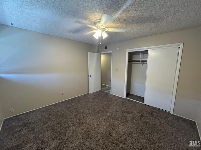 2626 Cleo Ct Unit 20, Bakersfield, CA 93306 - unfurnished bedroom featuring carpet, a textured ceiling, a closet, and a ceiling fan