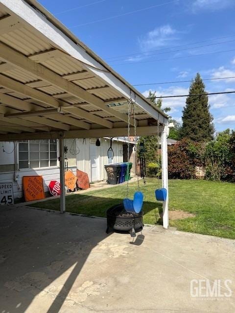 2320 Olympic Dr, Bakersfield, CA 93308 - view of patio