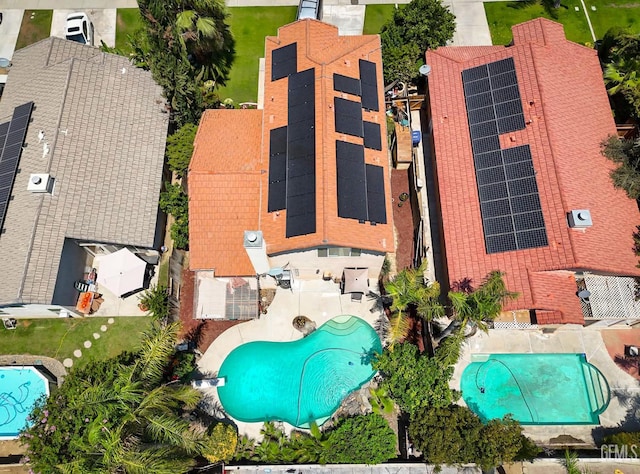 8315 Persimmon Dr, Bakersfield, CA 93311 - bird's eye view of a pool