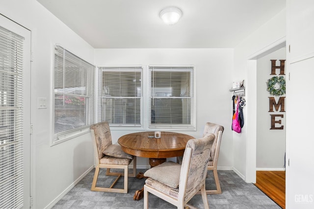 324 Western Dr, Bakersfield, CA 93309 - dining area featuring baseboards