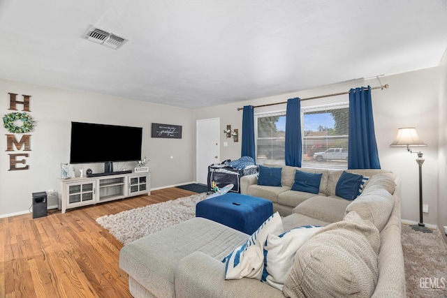 324 Western Dr, Bakersfield, CA 93309 - living area featuring baseboards and wood finished floors