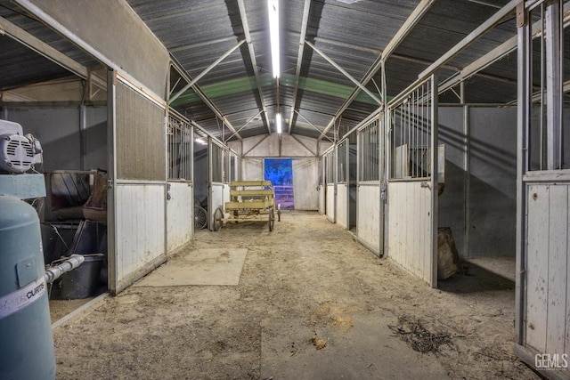 8661 Herring Rd, Bakersfield, CA 93313 - view of stable