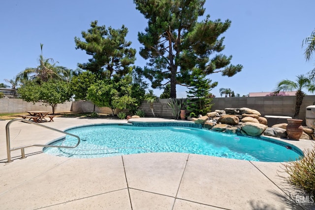 4207 Crystal Lake Dr, Bakersfield, CA 93313 - view of swimming pool with a patio and a fenced backyard