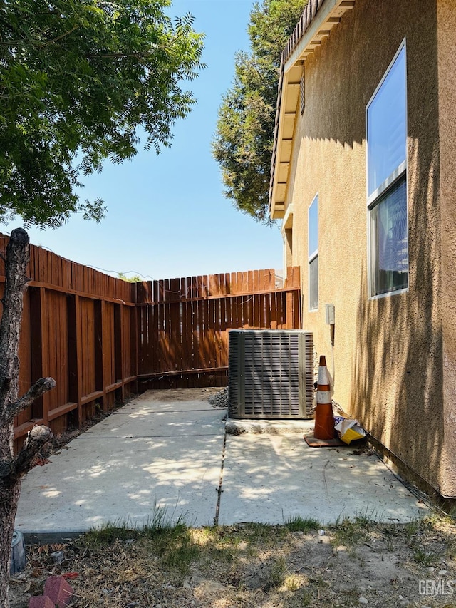 6631 Rimridge Way, Bakersfield, CA 93313 - photo 20
