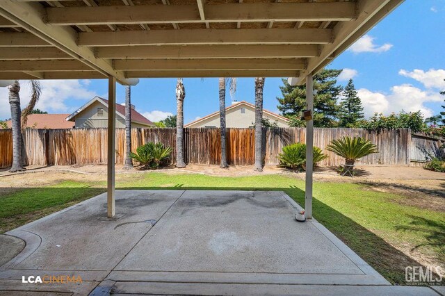 3502 Southpass Dr, Bakersfield, CA 93312 - fenced backyard with a patio