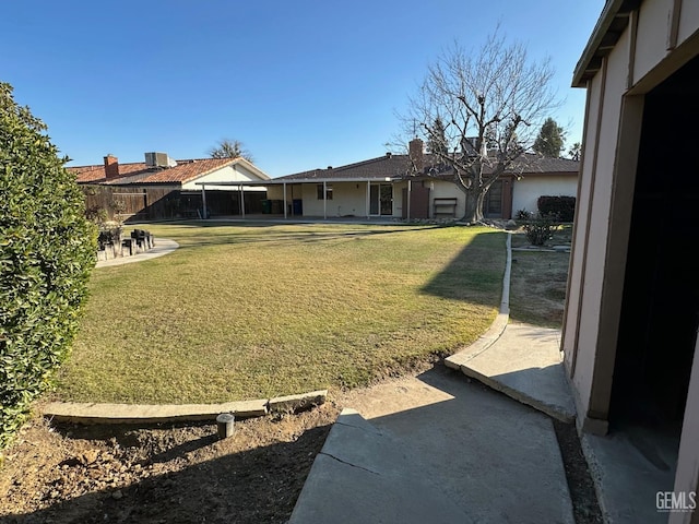 view of yard with a patio area