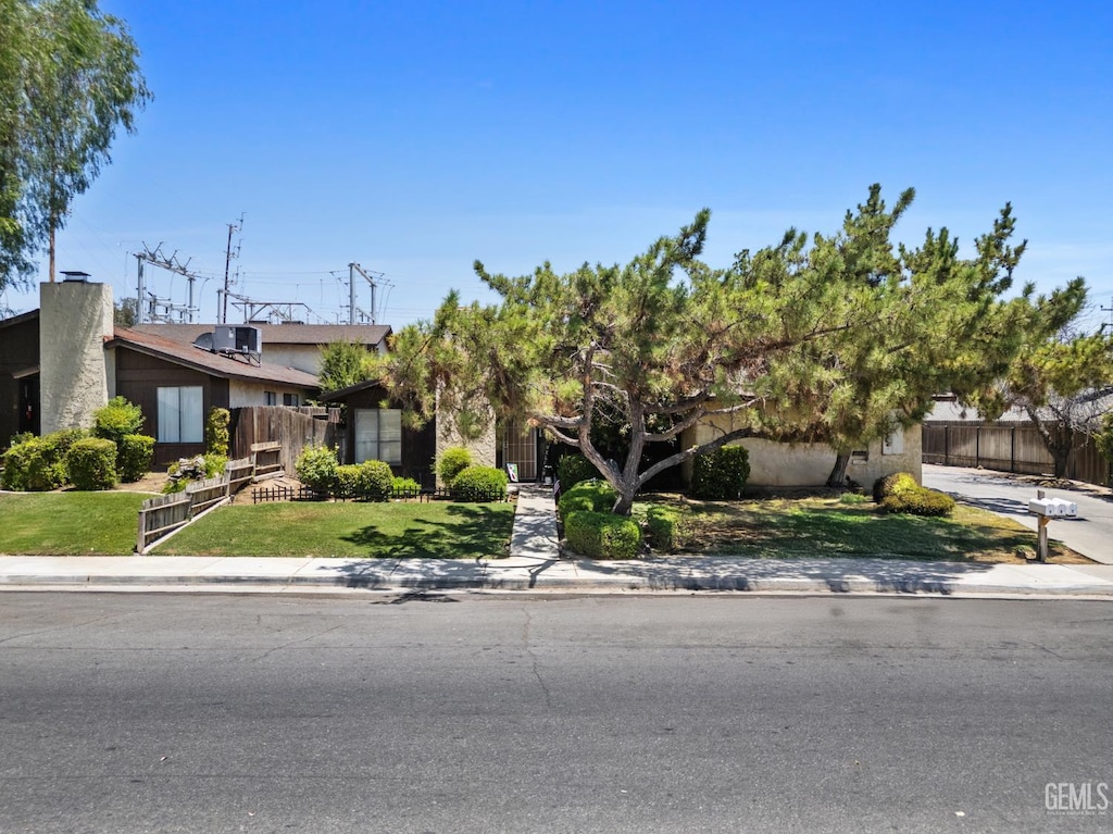 2705 La Costa St, Bakersfield, CA 93306 - photo 3