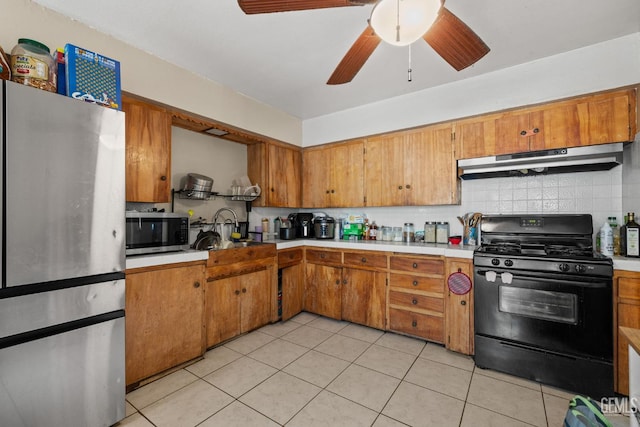 1306 Lincoln St, Bakersfield, CA 93305 - photo 14