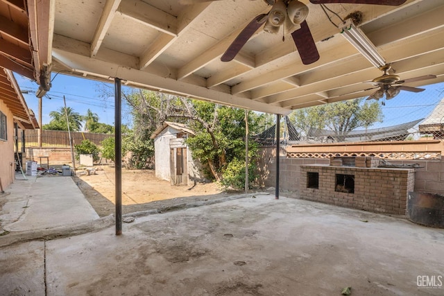 1306 Lincoln St, Bakersfield, CA 93305 - photo 37
