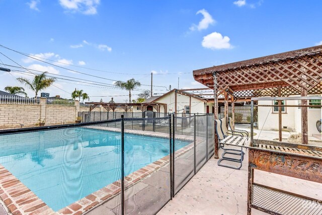 300 Mannel Ave, Shafter, CA 93263 - photo 32
