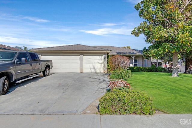 11602 Marazion Hill Ct, Bakersfield, CA 93311 - ranch-style home with stucco siding, an attached garage, concrete driveway, and a front yard