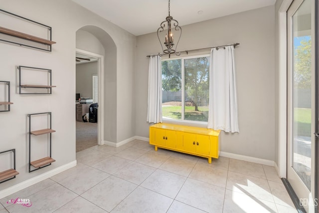 empty room featuring light tile patterned flooring