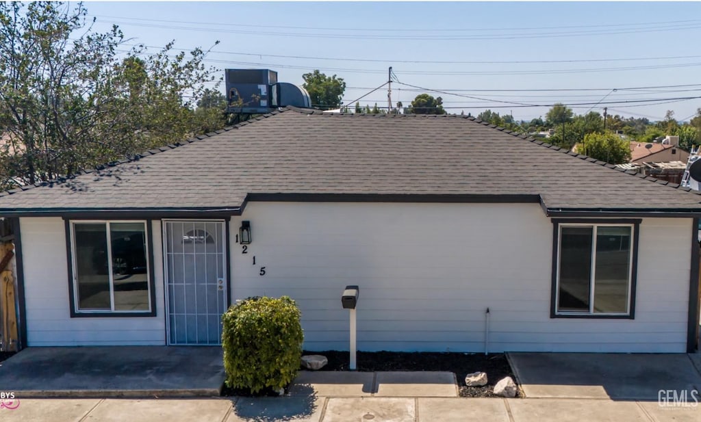 view of front of house with a patio