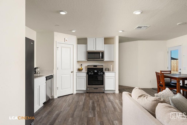 8509 Criterion Dr, Bakersfield, CA 93307 - photo 10