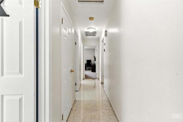 3023 Esperanza Dr, Bakersfield, CA 93313 - corridor with baseboards