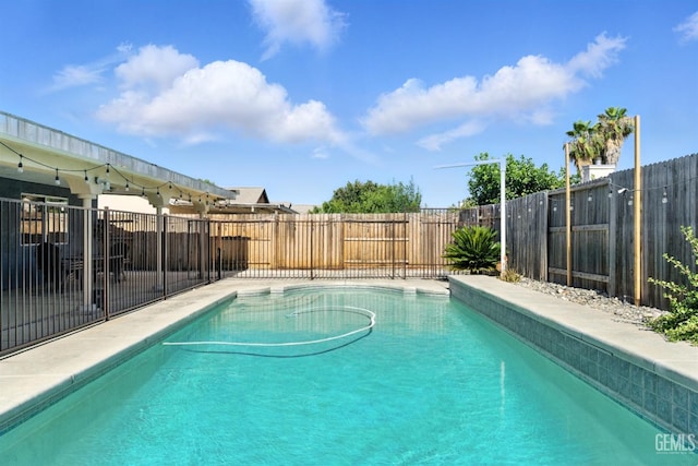 3023 Esperanza Dr, Bakersfield, CA 93313 - view of pool featuring a fenced backyard