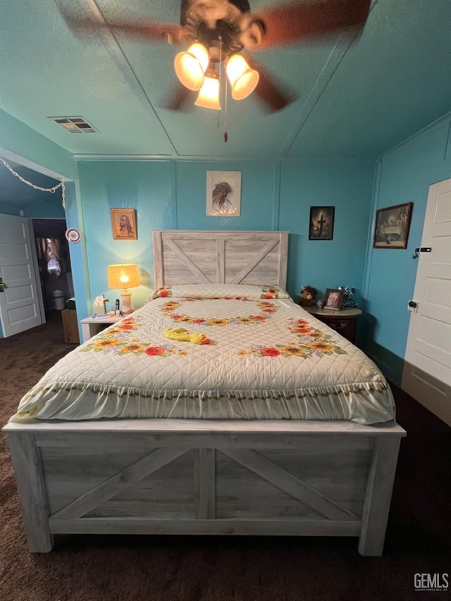 220 Tyler St, Taft, CA 93268 - bedroom featuring carpet and ceiling fan