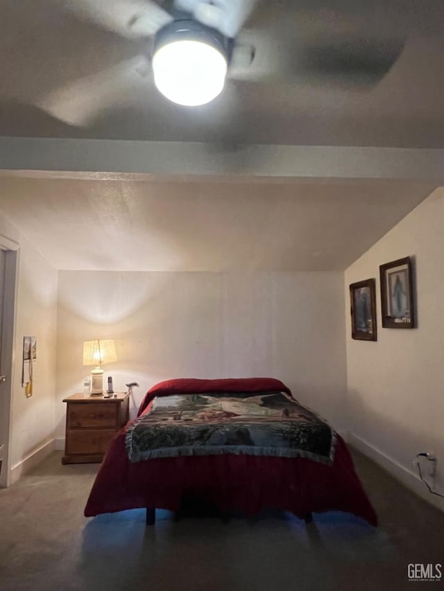 220 Tyler St, Taft, CA 93268 - carpeted bedroom with lofted ceiling and baseboards