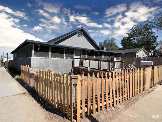 220 Tyler St, Taft, CA 93268 - view of front facade featuring a sunroom