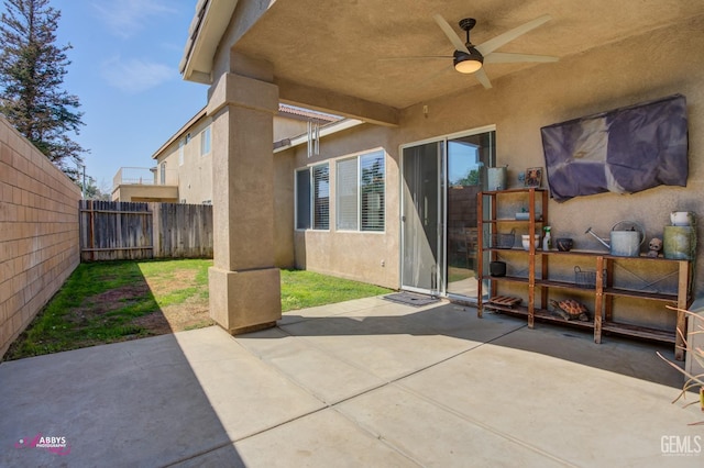 22 Emerald Isle Way, Bakersfield, CA 93314 - view of patio with a ceiling fan and a fenced backyard