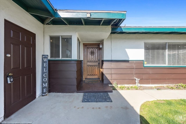 view of entrance to property