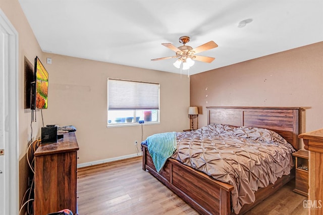 3304 Charlotte St, Bakersfield, CA 93313 - bedroom with light wood-type flooring and ceiling fan