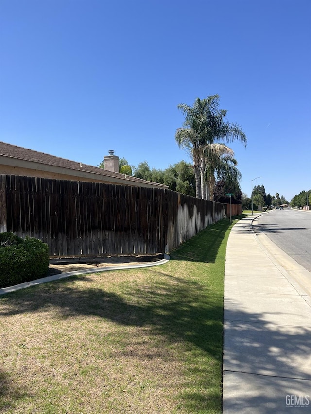 5700 Via Marisol St, Bakersfield, CA 93308 - view of yard