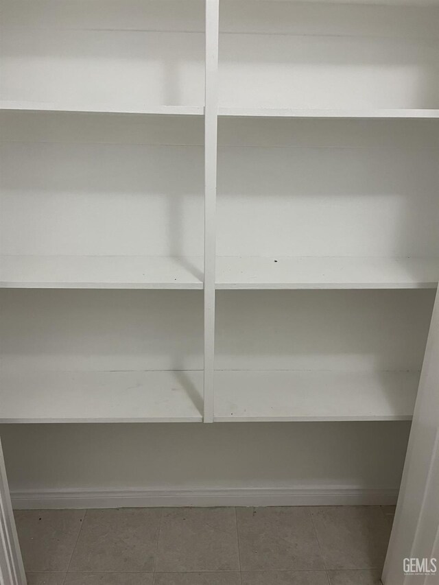 5700 Via Marisol St, Bakersfield, CA 93308 - view of pantry