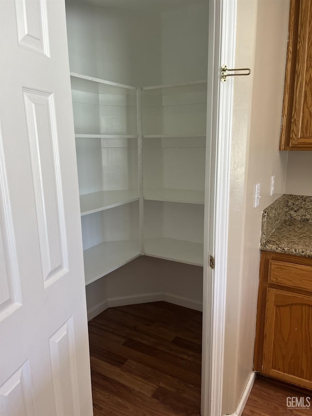 5700 Via Marisol St, Bakersfield, CA 93308 - view of pantry