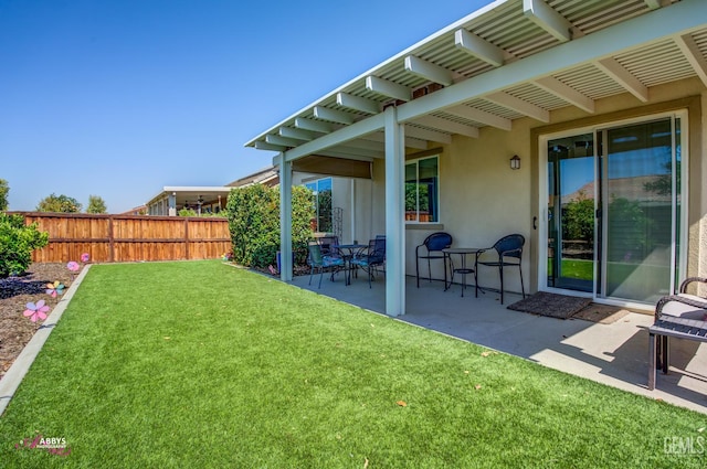9803 Petersburg Pl, Bakersfield, CA 93306 - view of yard featuring a patio area