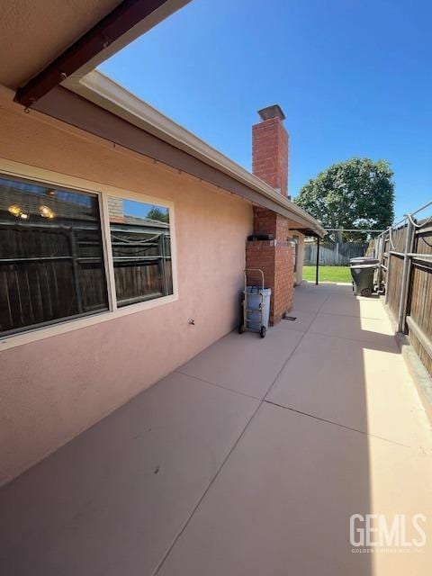 3609 Planz Rd, Bakersfield, CA 93309 - view of patio with fence