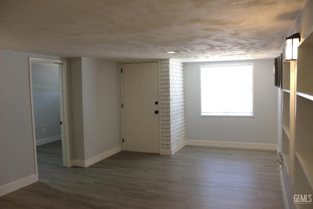 113 Lucard St, Taft, CA 93268 - photo 4