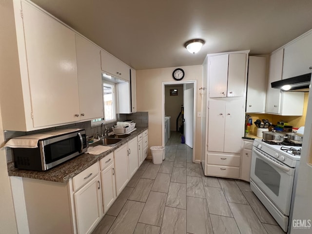 1930 Clinton St, Delano, CA 93215 - photo 8