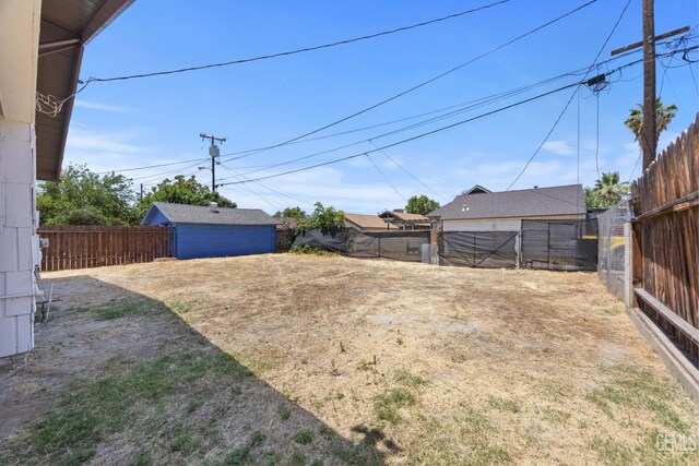 309 F St, Bakersfield, CA 93304 - view of fenced backyard