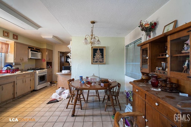 613 Andrea Ave, Bakersfield, CA 93307 - photo 9