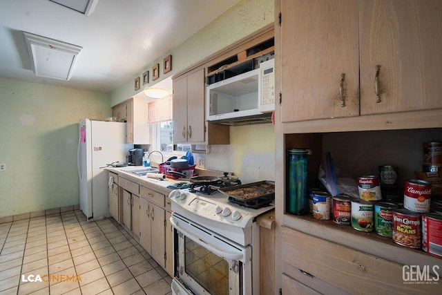 613 Andrea Ave, Bakersfield, CA 93307 - photo 13