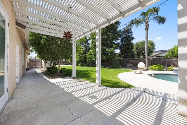 9508 Canyon Lake Ct, Bakersfield, CA 93312 - view of patio / terrace with a fenced in pool, a fenced backyard, and a pergola