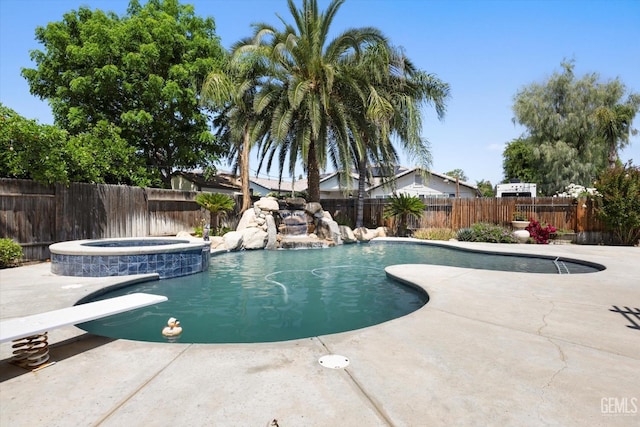 9508 Canyon Lake Ct, Bakersfield, CA 93312 - view of pool with a fenced in pool, a patio, an in ground hot tub, and a fenced backyard