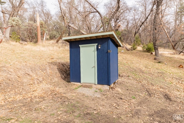 view of outdoor structure