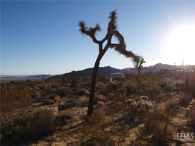 Listing photo 2 for 7275 Saddleback Rd, Joshua Tree CA 92252