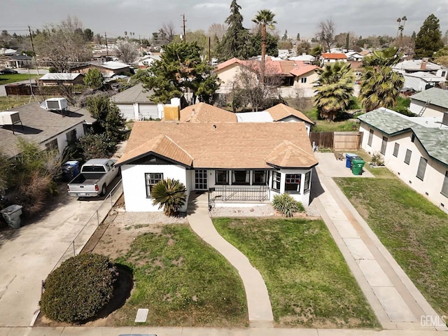 drone / aerial view featuring a residential view