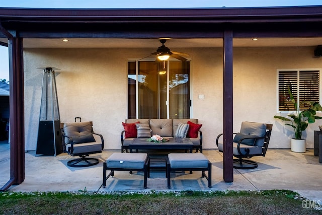 view of patio featuring outdoor lounge area and ceiling fan