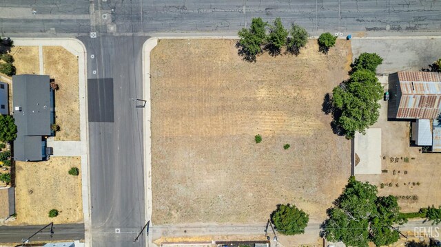 301 W C St, Tehachapi, CA 93561 - photo 13