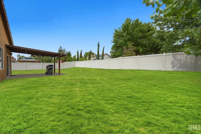 5711 Cordonata Way, Bakersfield, CA 93306 - view of yard